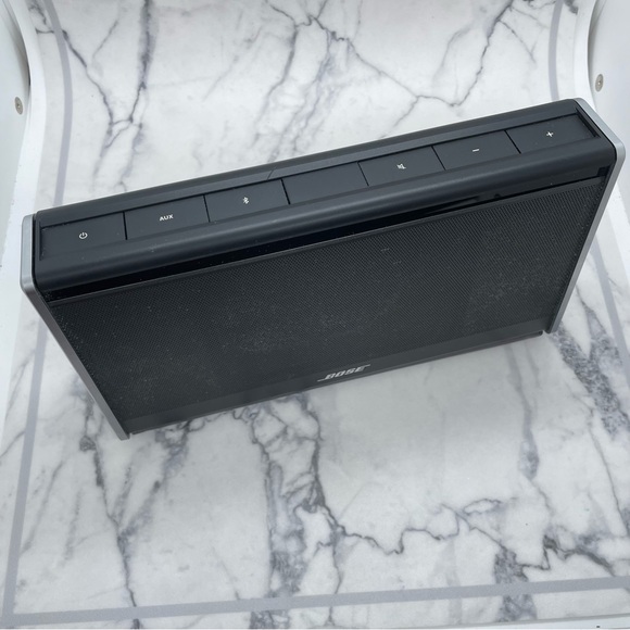 Bose SoundLink Bluetooth Mobile Speaker II Dark Gray Nylon with Box Cord Manual - Picture 2 of 12